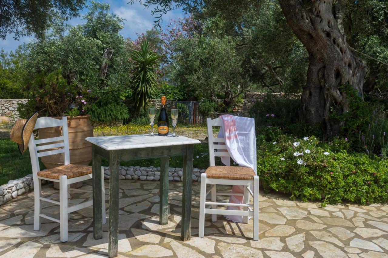 Villa Elaia Suites & Apartments No.2 Gaios Eksteriør bilde
